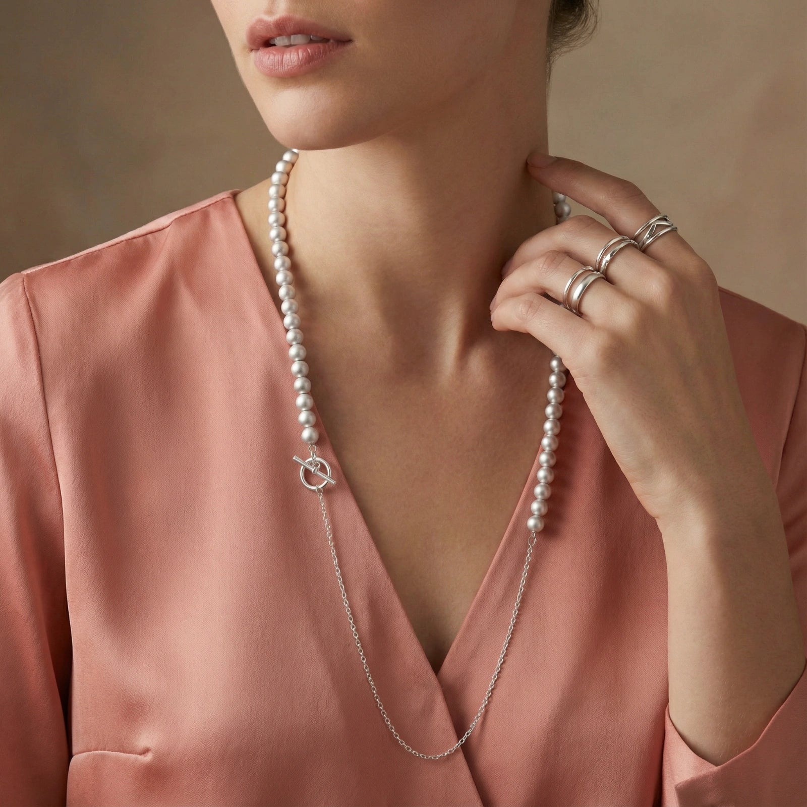 Silver Sphere Gradient Necklace